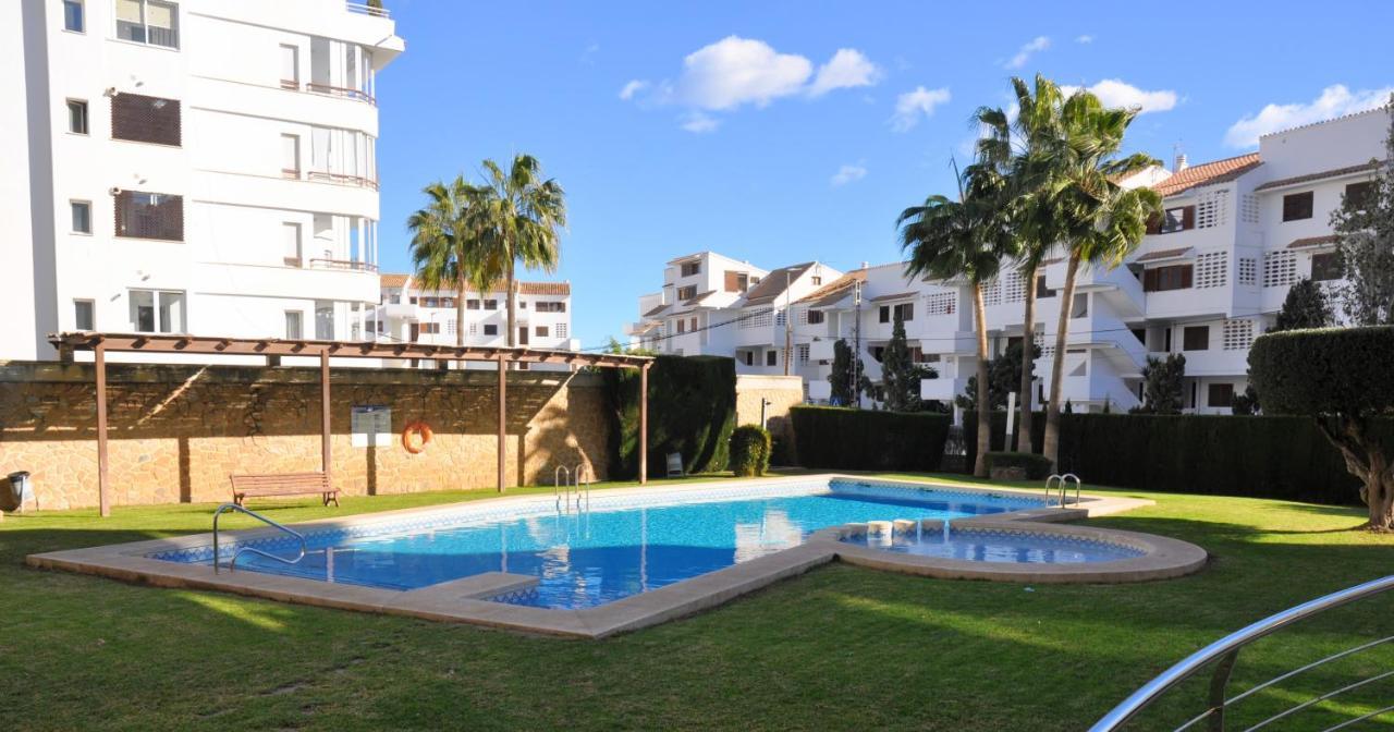 Apartment Exclusive Beachside 3 Bedroom With Pool In