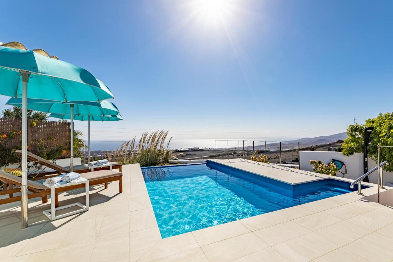 Infinity: Panoramic Sea Views & Private Heated Pool Villa *