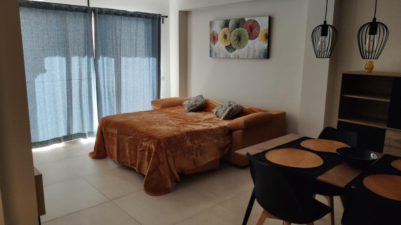 Apartamento Con Encanto En La Playa Del Arenal De Apartamento
