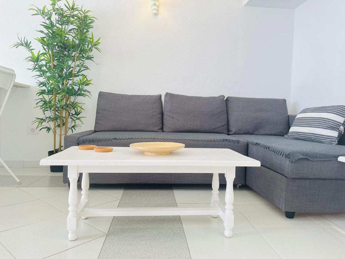 Apartamento Studio Sea Front View & Pool *