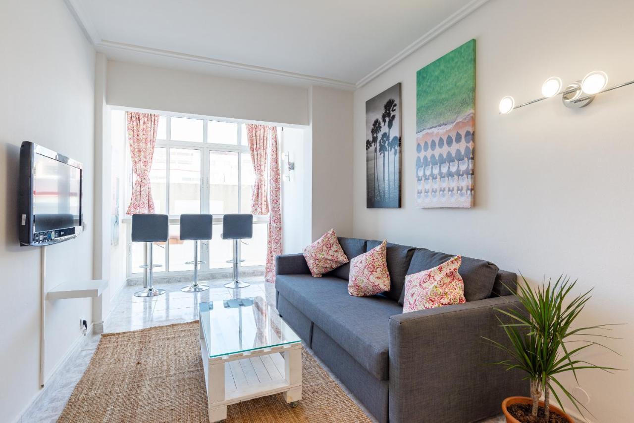 Steps Away From The Sand/ Malagueta Apartment Malaga