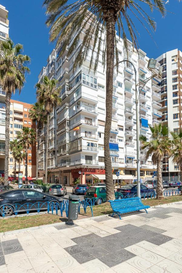 Apartment Steps Away From The Sand/ Malagueta *