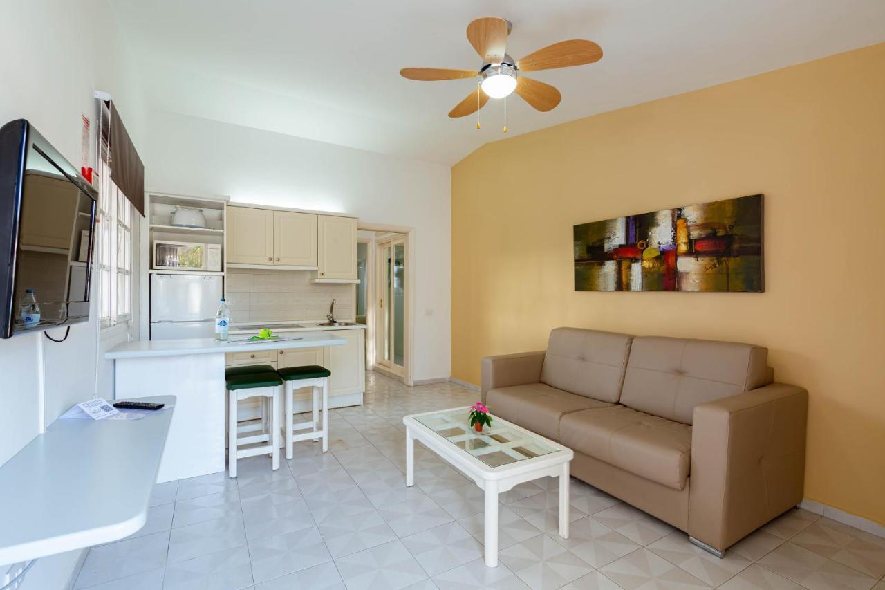 Vista - Adults Only Apartahotel 3*
