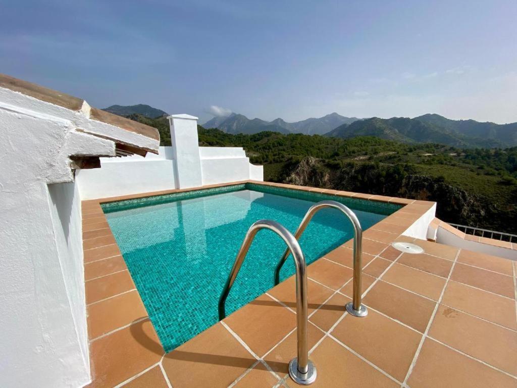 Holiday home Casa Con Increibles Vistas A Montanas Y Al Mar Frigiliana