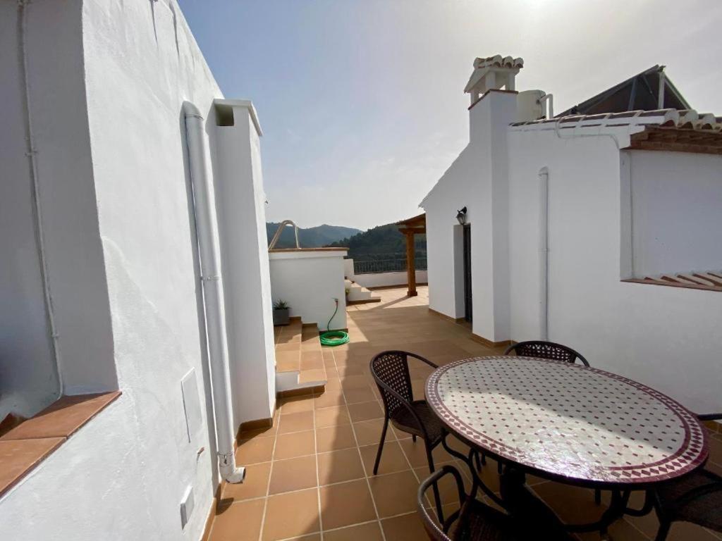 Casa Con Increibles Vistas A Montanas Y Al Mar *