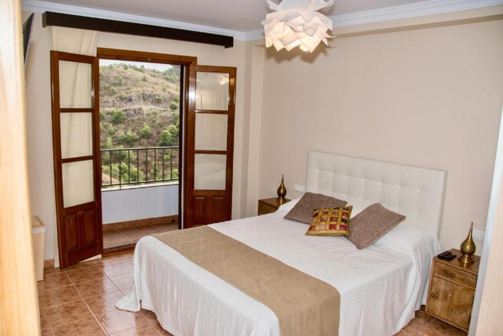 Casa Con Increibles Vistas A Montanas Y Al Mar Holiday home