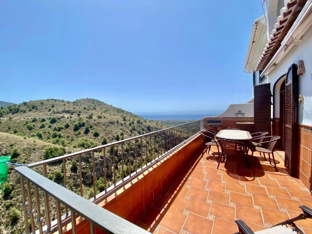 Holiday home Casa Con Increibles Vistas A Montanas Y Al Mar *