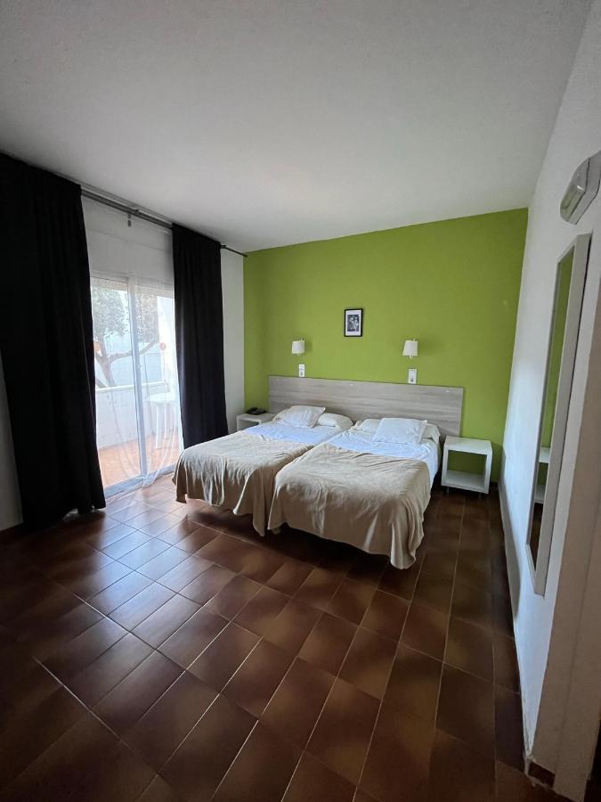 Plaza Miami - Solo Adultos