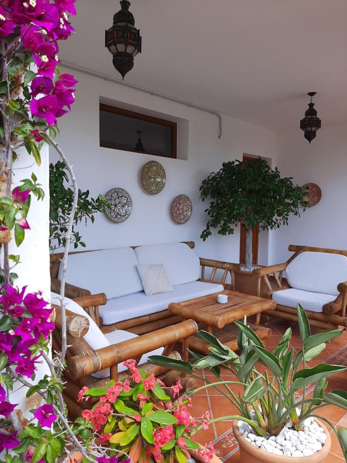Casa Arco Iris Hostal *