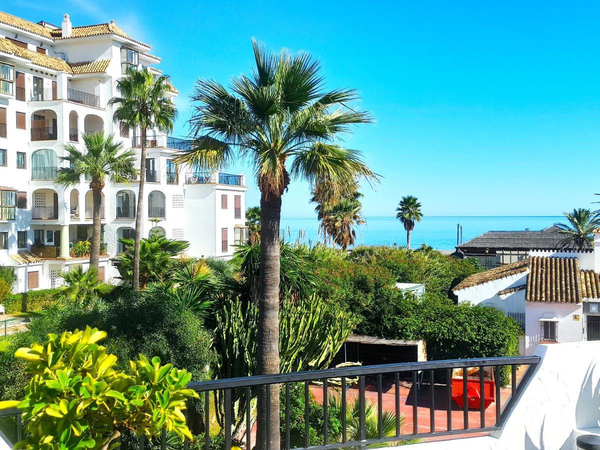 Apartamento 28 Mikonos Playa In Puerto De La Duquesa 2 Bed 2 Bath Ideally Located To The Beach & Marina Castillo de Sabinillas