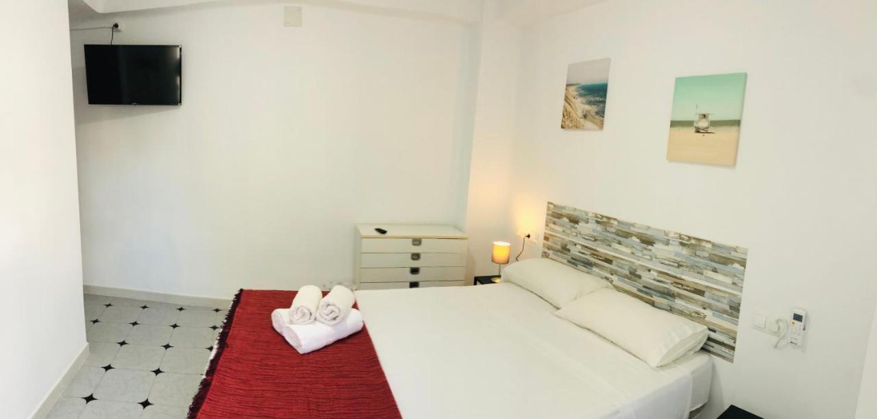 Spanish C. Habitación en casa particular
