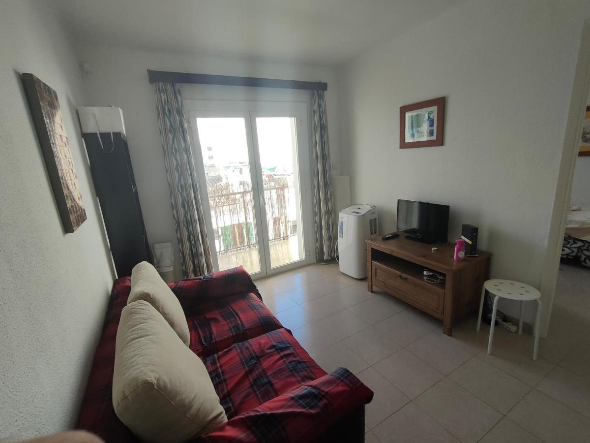 Camera Privata Singola In Appartamento, Bagno In Comune, Aria Condizionata Caldo Freddo, Wifi, Tv * Llucmajor (Mallorca)