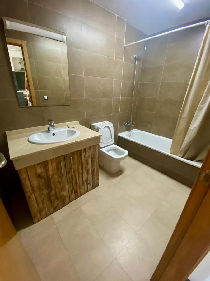 Apartamento Con Vistas Al Mar Y Piscina Comunitaria. Zona Lagos Apartamento