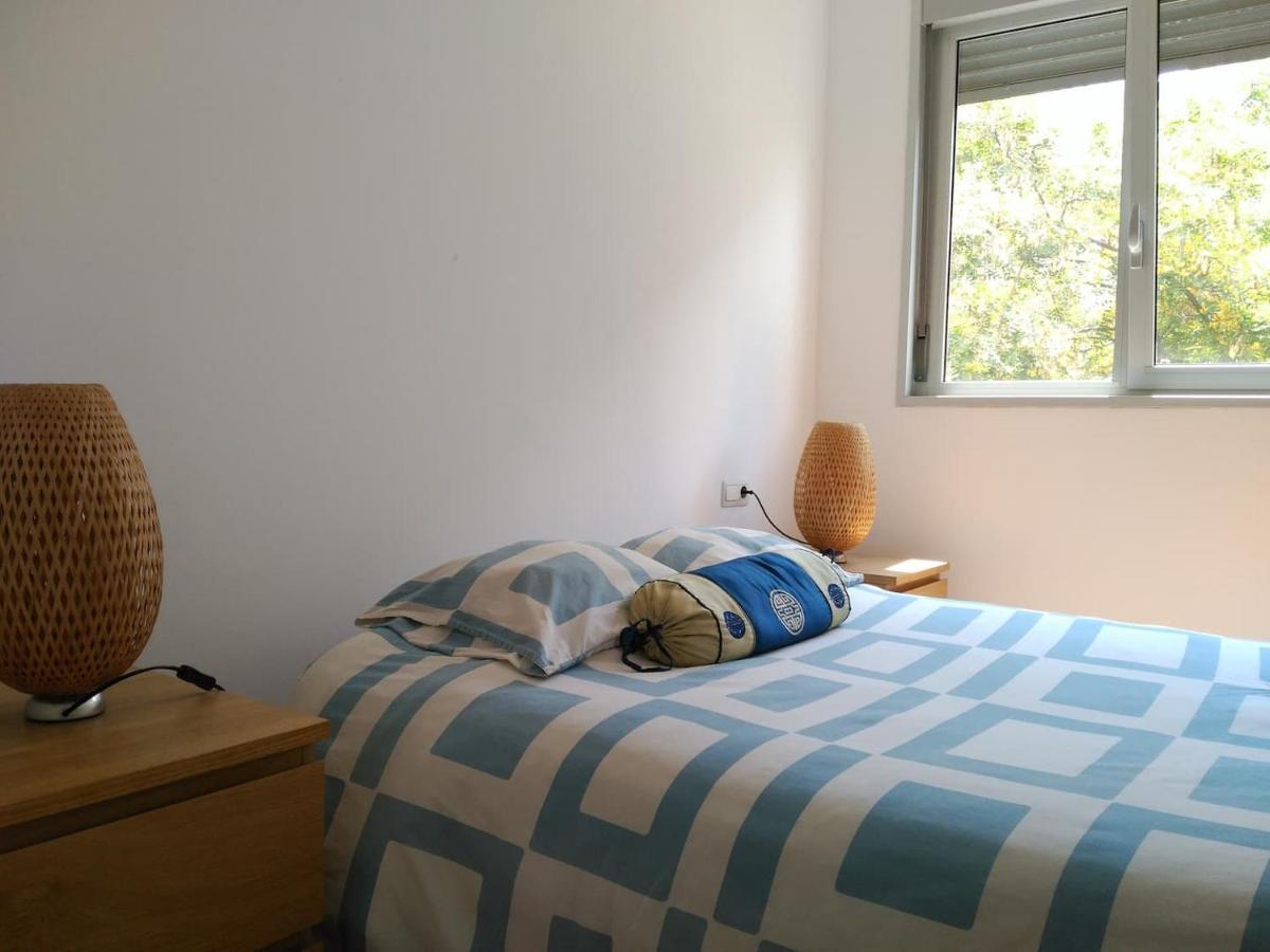 Apartment Stylish Flat, 2 Bathrooms And Swimming Pool, Next To The Beach!
