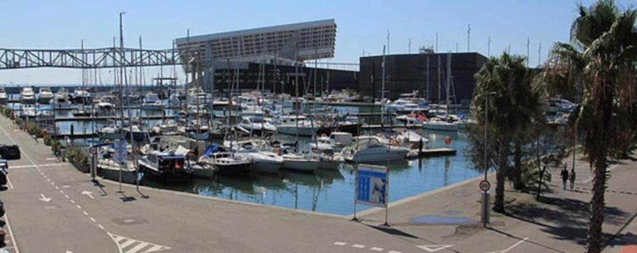 Apartment Stylish Flat, 2 Bathrooms And Swimming Pool, Next To The Beach! Sant Adria de Besos