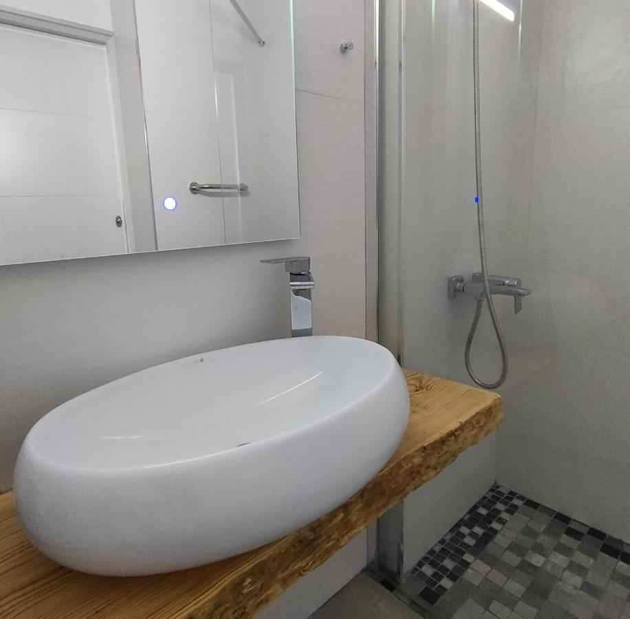 Tinache Suite219 Con Piscina Yumbo *