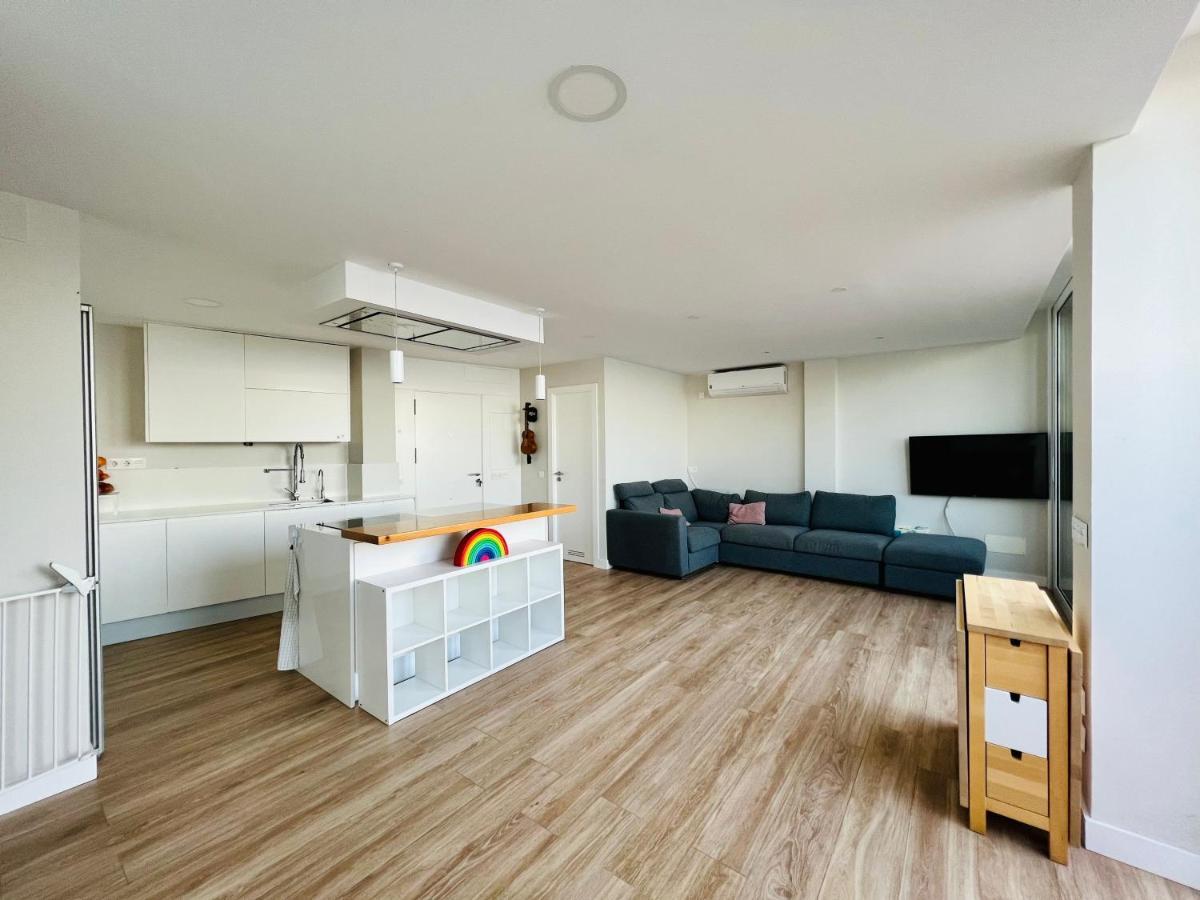 Overtheocean Big Terrace And Xl Bed *