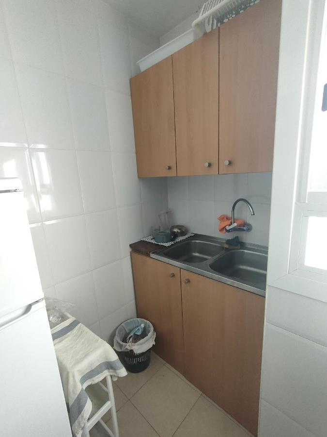 Camera Privata Singola In Appartamento, Bagno In Comune, Aria Condizionata Caldo Freddo, Wifi, Tv * Llucmajor (Mallorca)