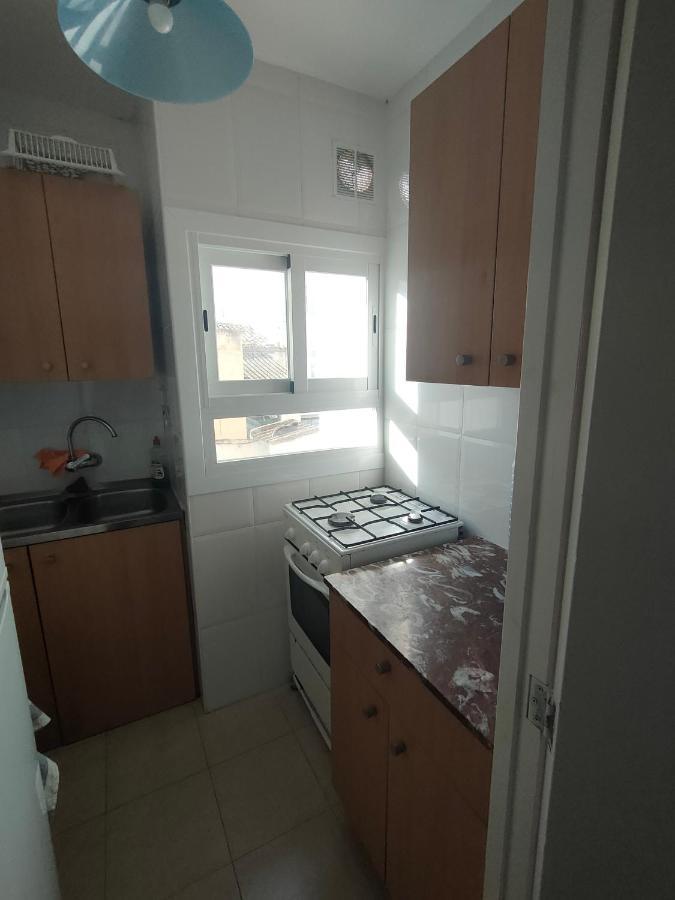 Camera Privata Singola In Appartamento, Bagno In Comune, Aria Condizionata Caldo Freddo, Wifi, Tv * Llucmajor (Mallorca)