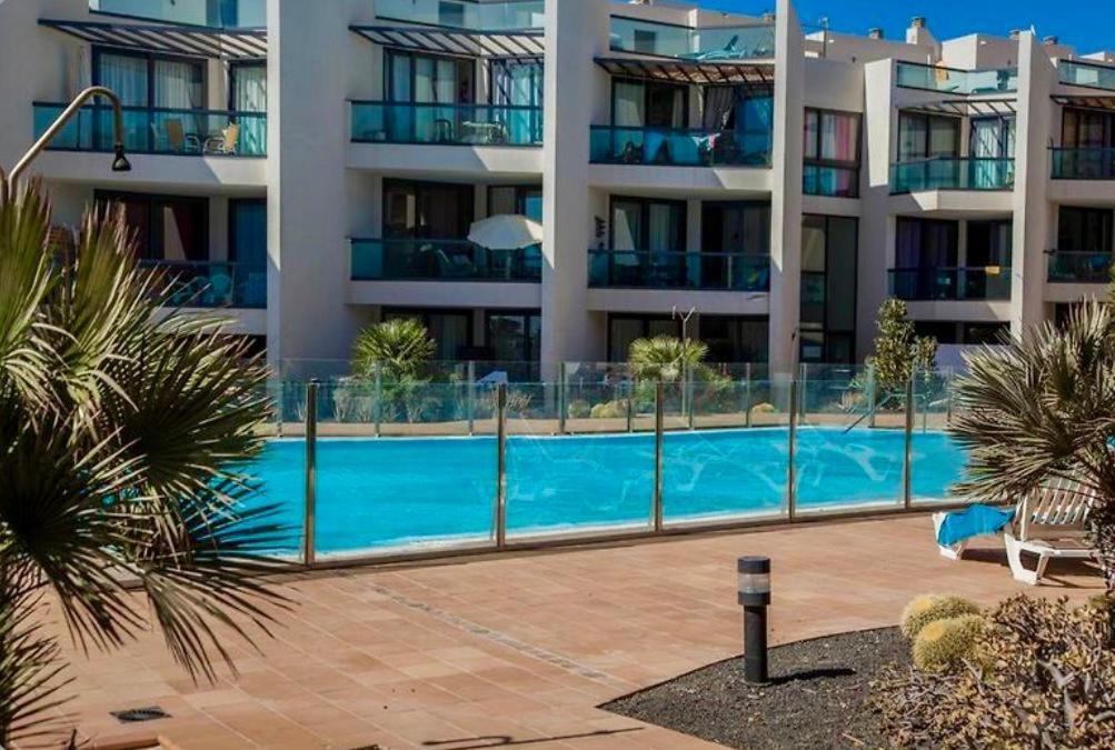 Apartamento Con Vistas Al Mar Y Piscina Comunitaria. Zona Lagos Cotillo