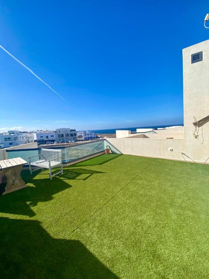 Apartamento Con Vistas Al Mar Y Piscina Comunitaria. Zona Lagos Apartamento *