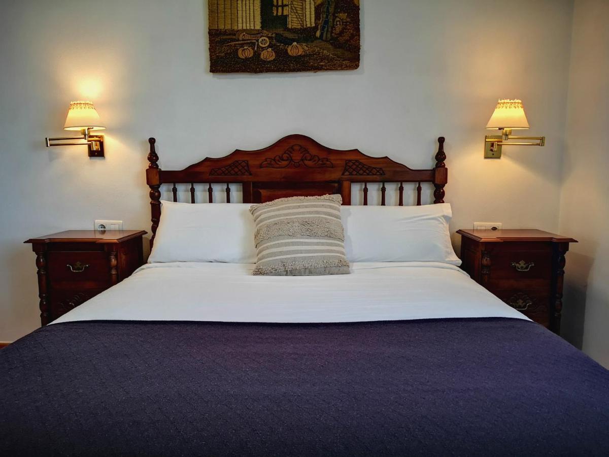 Finca Pil - Casa Rural Con Piscina Country house
