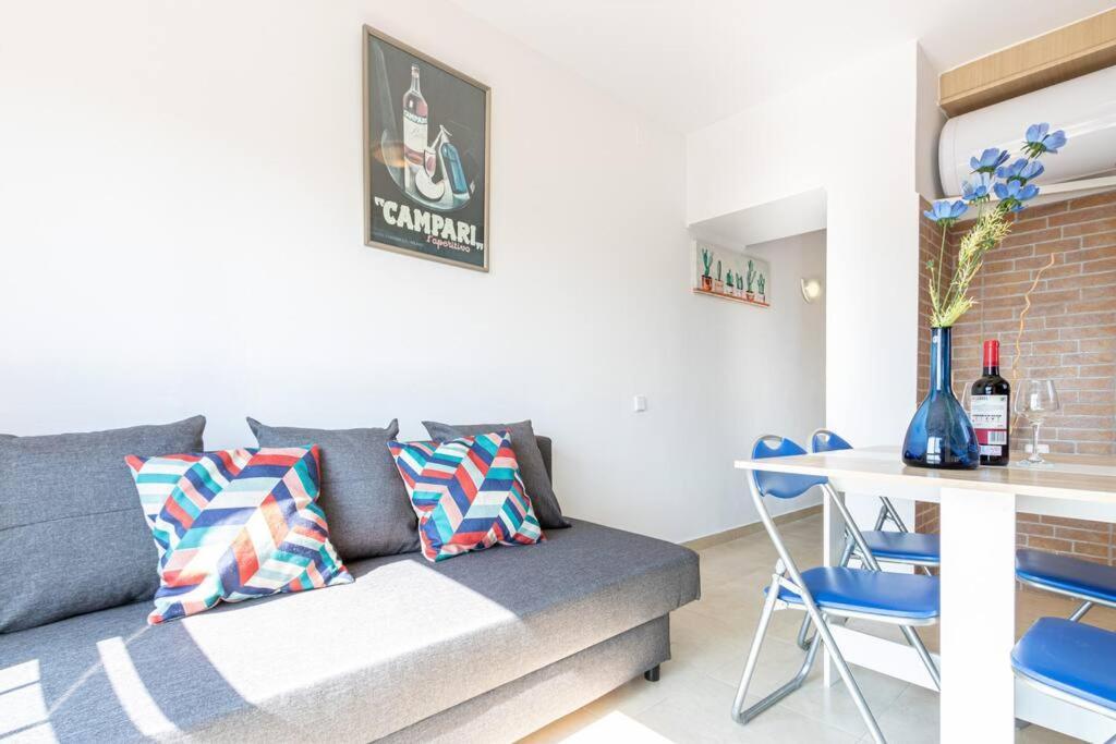 Apartment 1ª Linea Playa, Wifi, Karina16 Centro, Piscinas *
