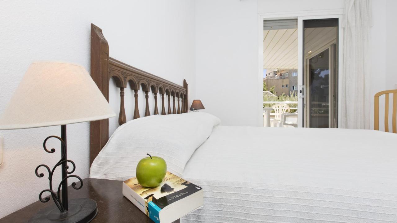1Op - Pals Apartment