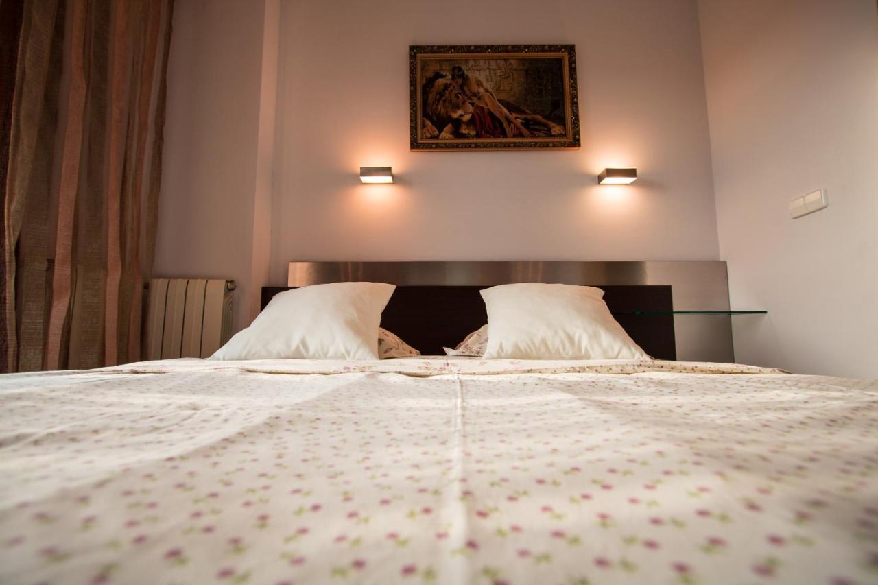 Bonita Casa En Porto Colom Con Piscina, Ac, Wifi Y Netflix