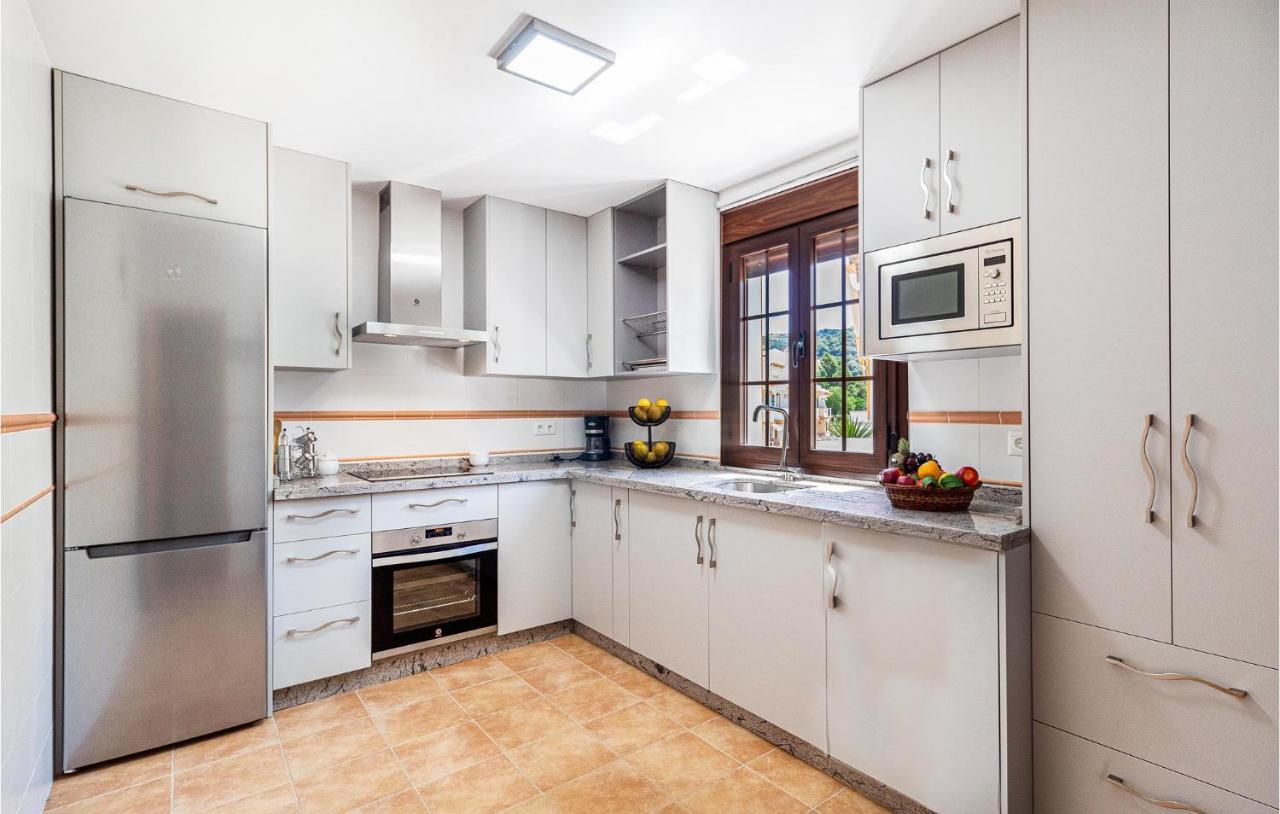 Amazing In With Kitchenette Benaoján