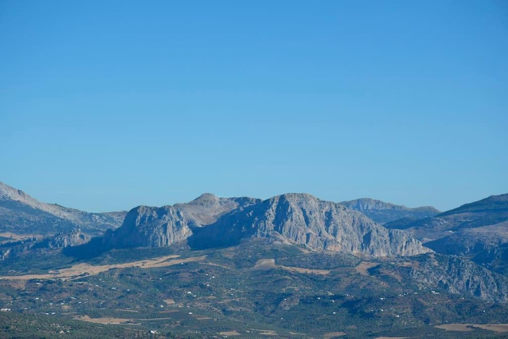 Casa Jose -beautiful Village House- Jacuzzi Included-views-bbq-aircon-wifi * Comares