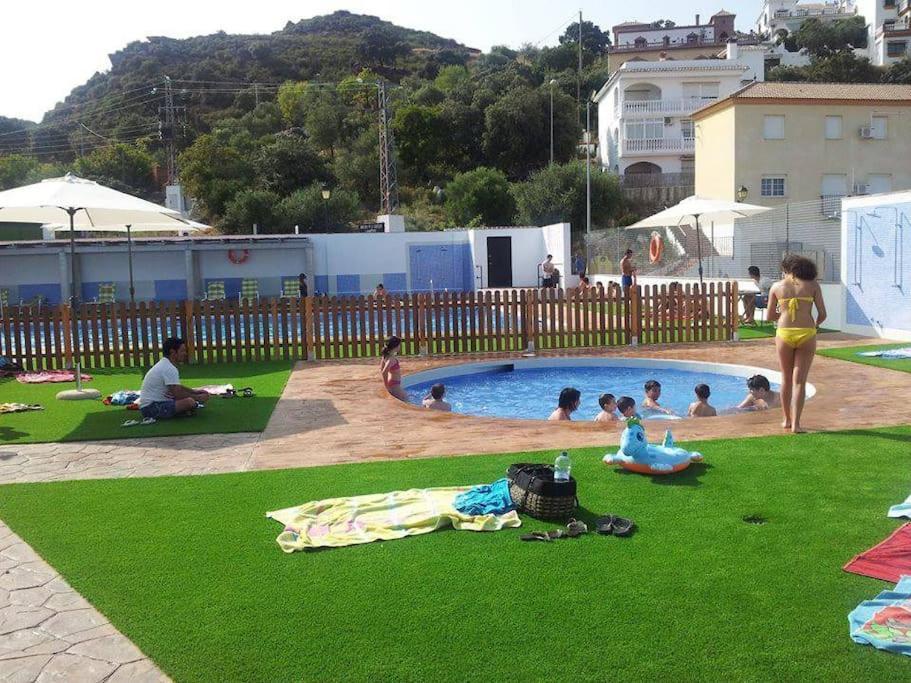Casa Jose -beautiful Village House- Jacuzzi Included-views-bbq-aircon-wifi *