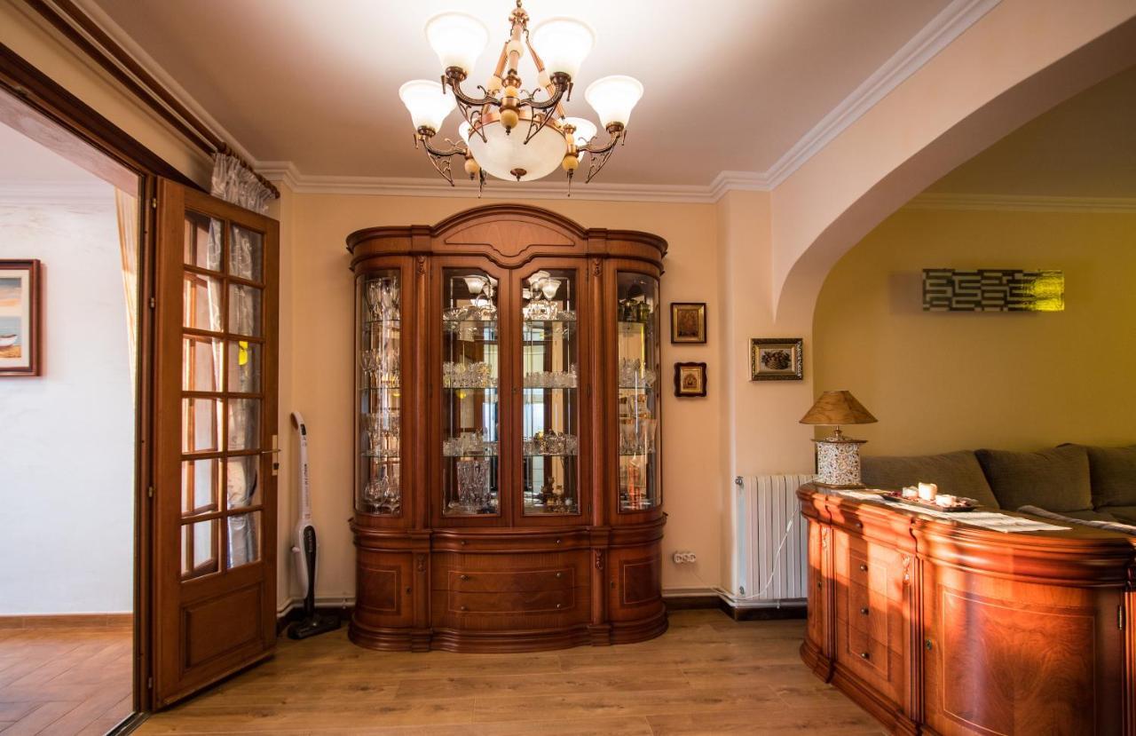 Villa Bonita Casa En Porto Colom Con Piscina, Ac, Wifi Y Netflix