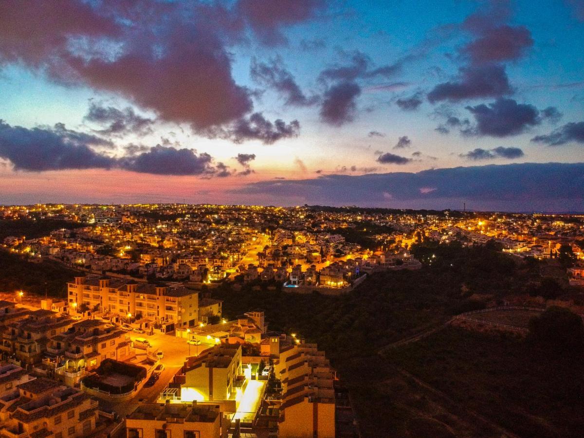 Rafaello ,,la Zona Cabo Roig, Area Cabo Roig