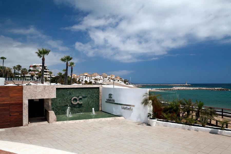 Beachfront Luxury Apartment, Puerto Banús, Apartamento Marbella