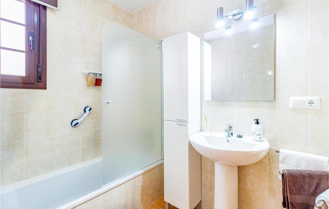 Сasa de vacaciones Amazing In With Kitchenette *