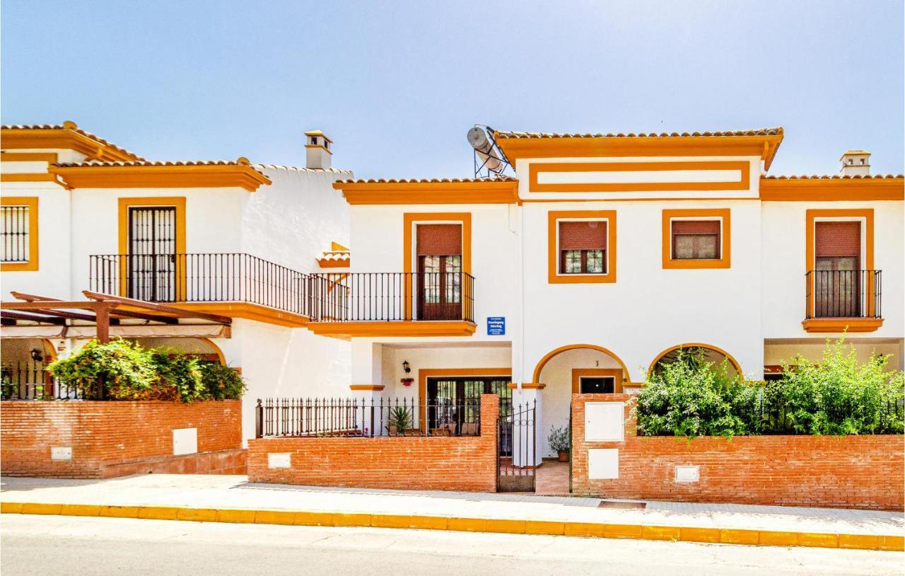 Сasa de vacaciones Amazing In With Kitchenette *