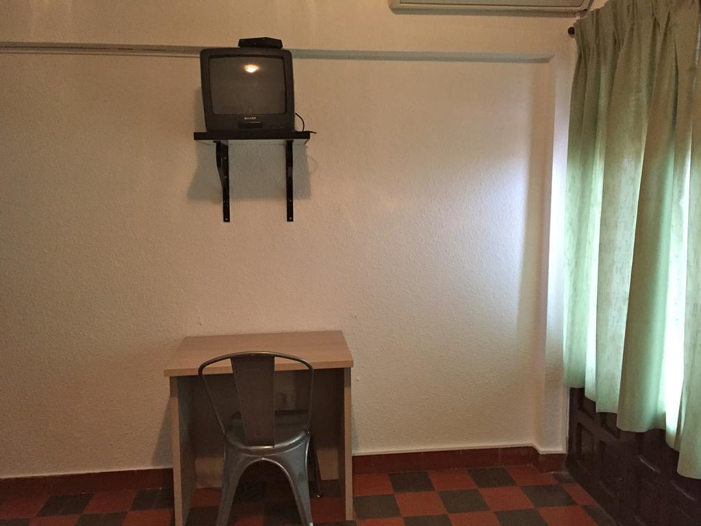 Hostel Pension Provenzal