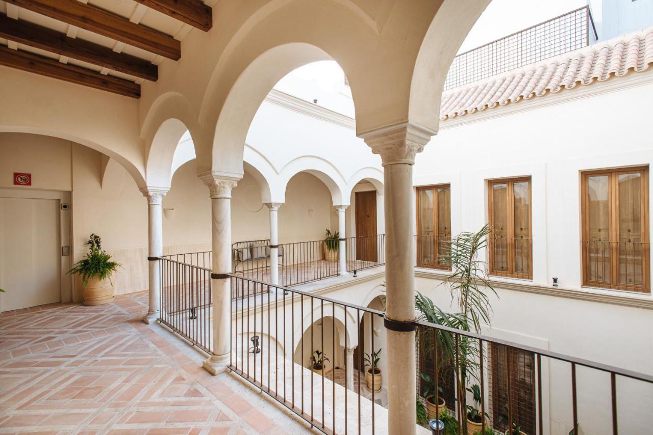 Casa Del Rey Sabio Apartahotel Sevilla