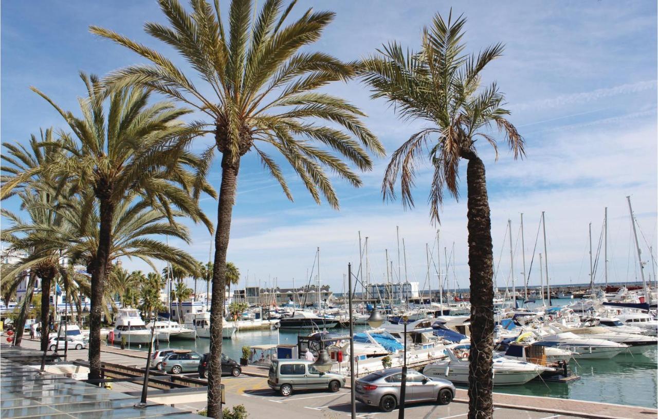Apartamento Beautiful In With 3 Bedrooms, Outdoor Swimming Pool And Swimming Pool *