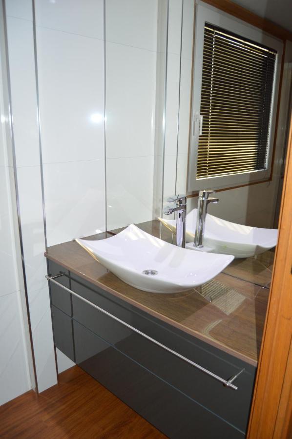 Botel Casa Flotante Con Encanto En - Murcia *