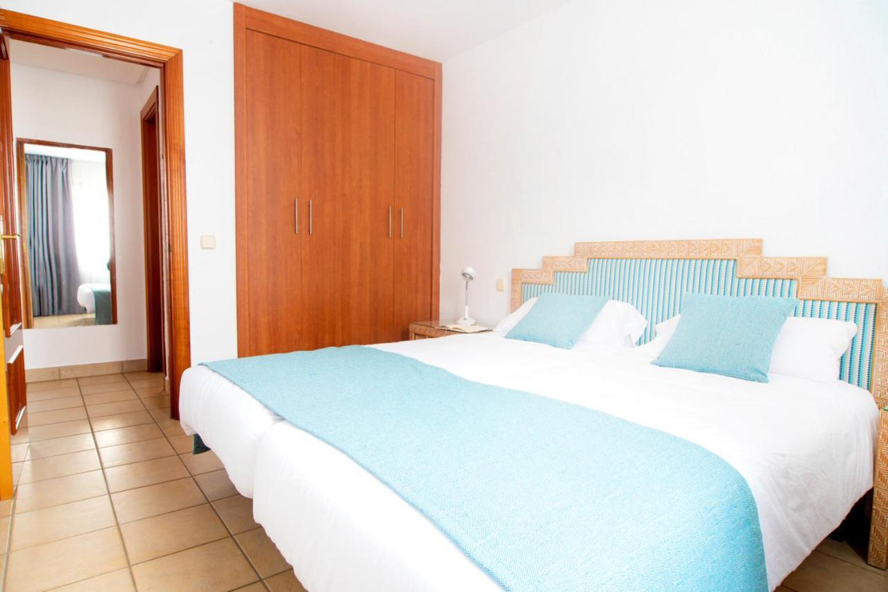 2br Next To Esquinzo Beach - Terrace Apartamento