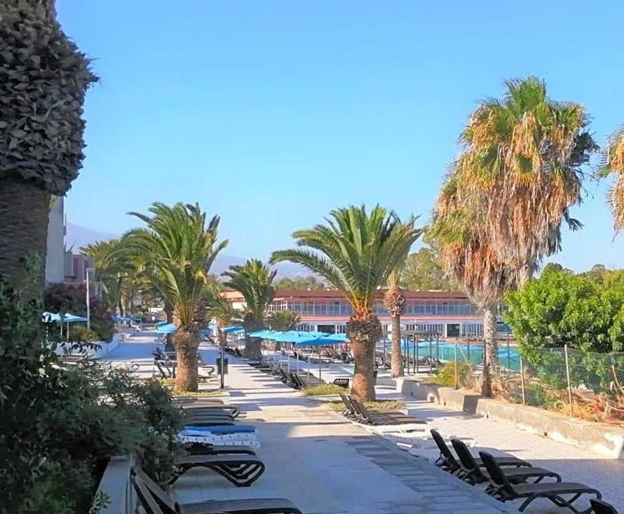 Beach-front Tenerife Sth Sea And Pool View * Costa Del Silencio