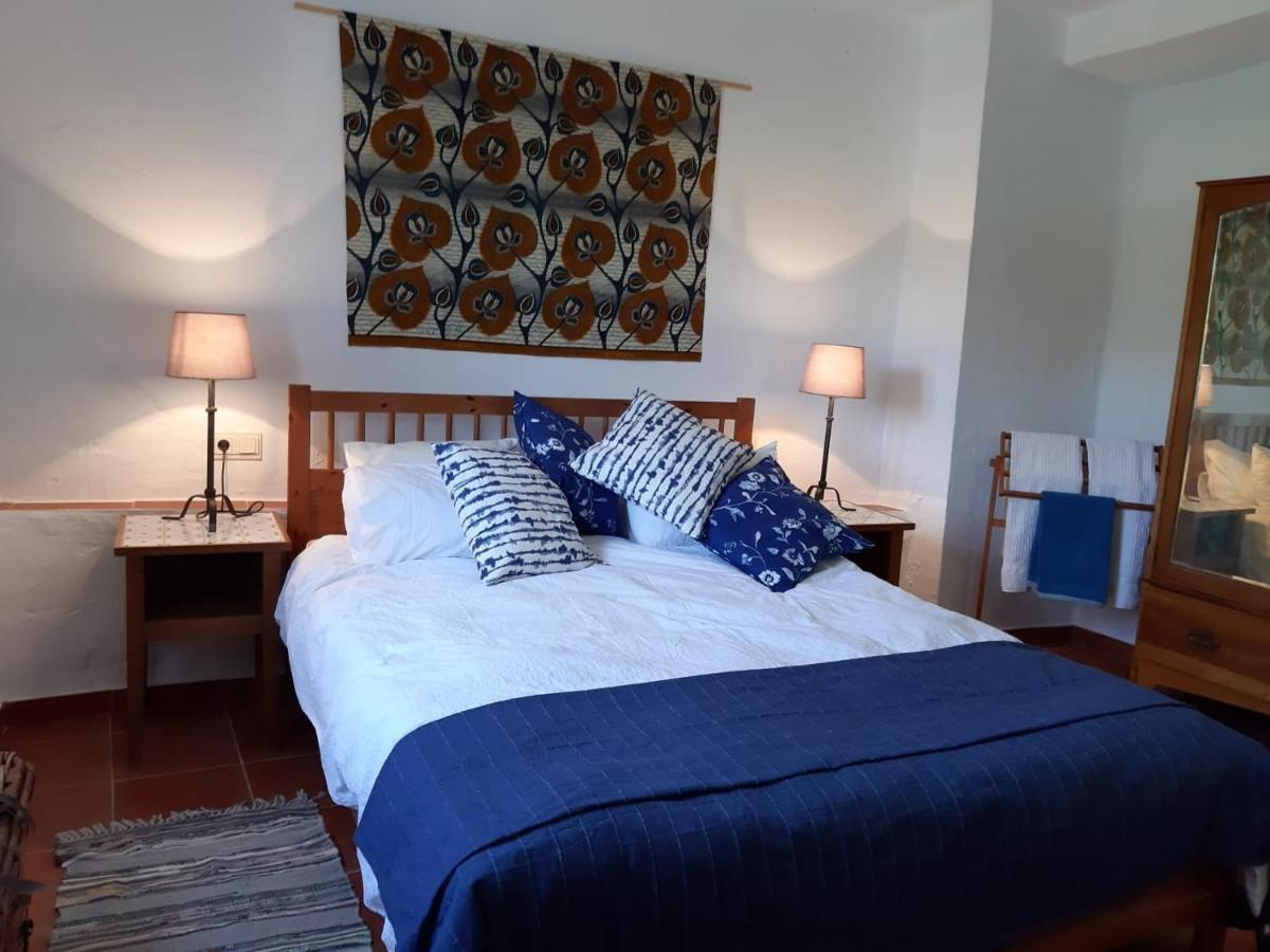 Villa Meleros Andalucian Set In Its Own Land With Beautiful Terraces, Garden & Pool.