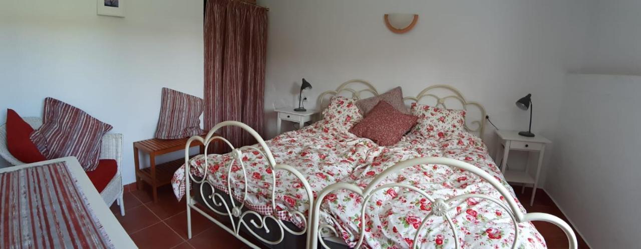 Meleros Andalucian Set In Its Own Land With Beautiful Terraces, Garden & Pool. Olvera