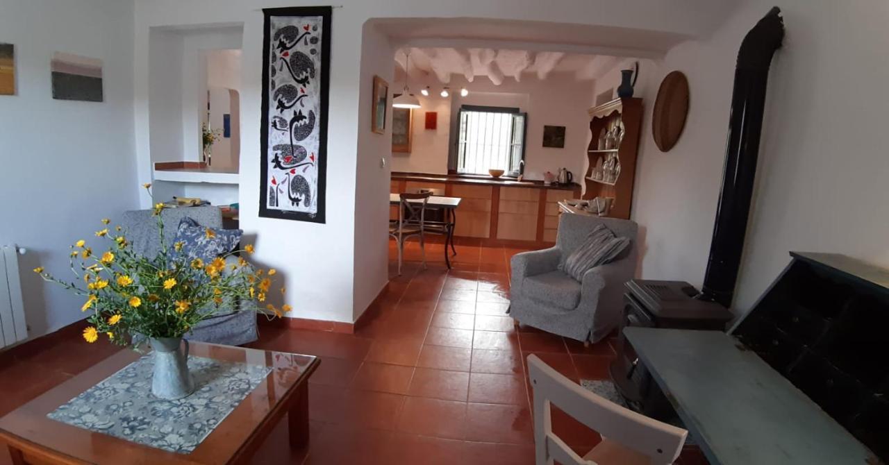 Meleros Andalucian Set In Its Own Land With Beautiful Terraces, Garden & Pool. Olvera