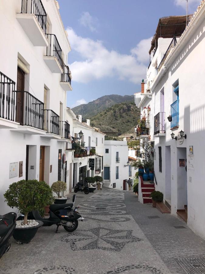 Riviera By The 2 Bedroom Sitio de Calahonda