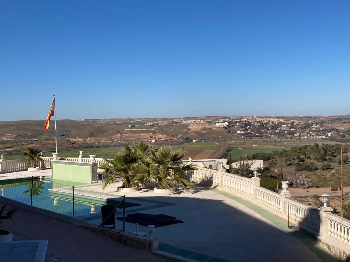 La Casa Del Tejado *