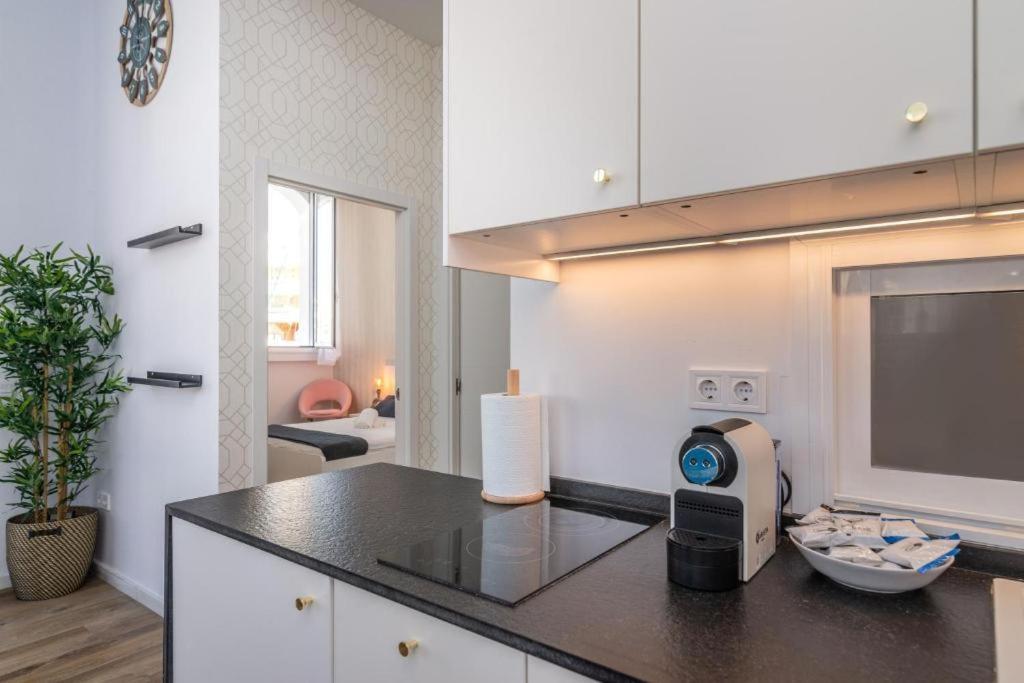 Apartment Modern And Luxury 2 Bedroom On Island In The Marina Harbour *