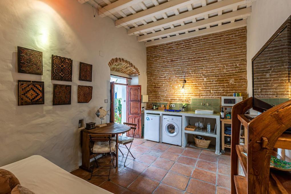 Azogue Suites Con Patio Privado Apartment *